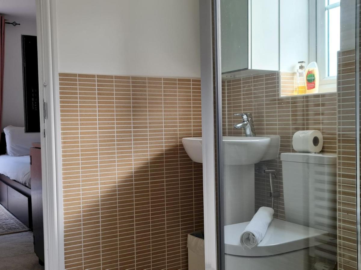 ברמינגהאם Pass The Keys Well Located Modern 5 Bedroom House מראה חיצוני תמונה