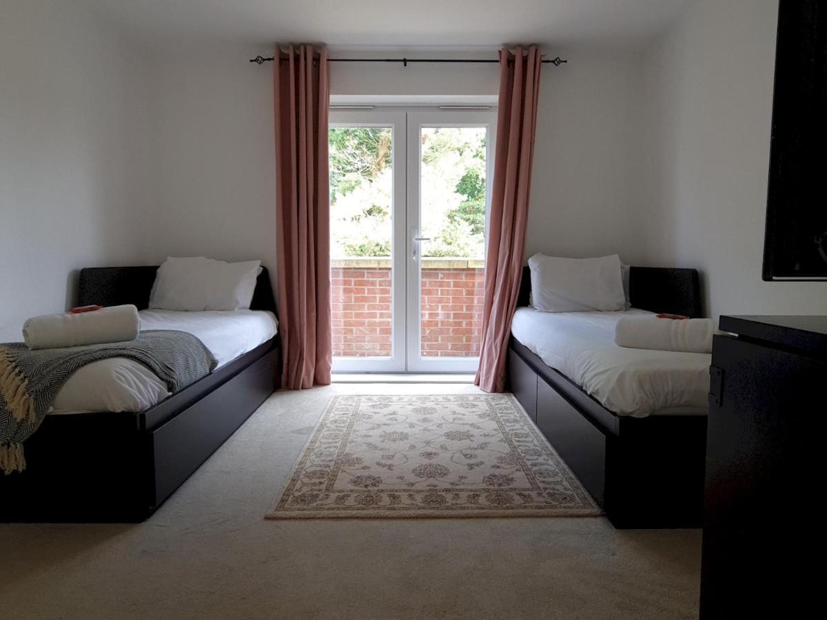 ברמינגהאם Pass The Keys Well Located Modern 5 Bedroom House מראה חיצוני תמונה